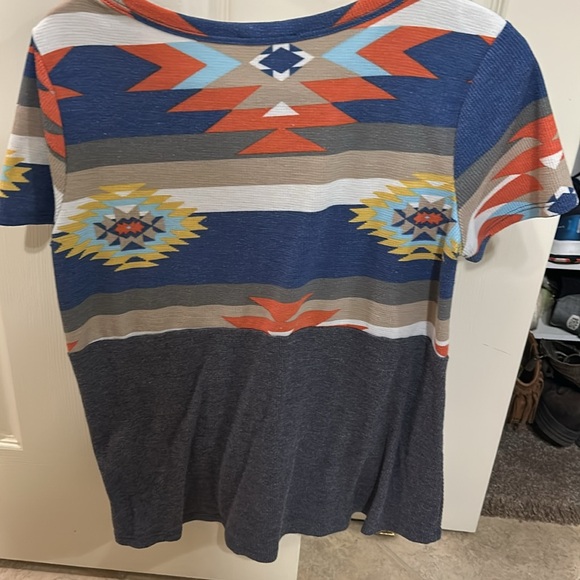 Aztec Pattern Short Sleeve Top - Picture 2 of 3